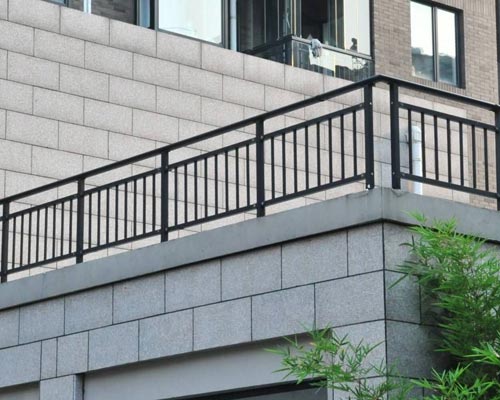 陽臺、百葉窗